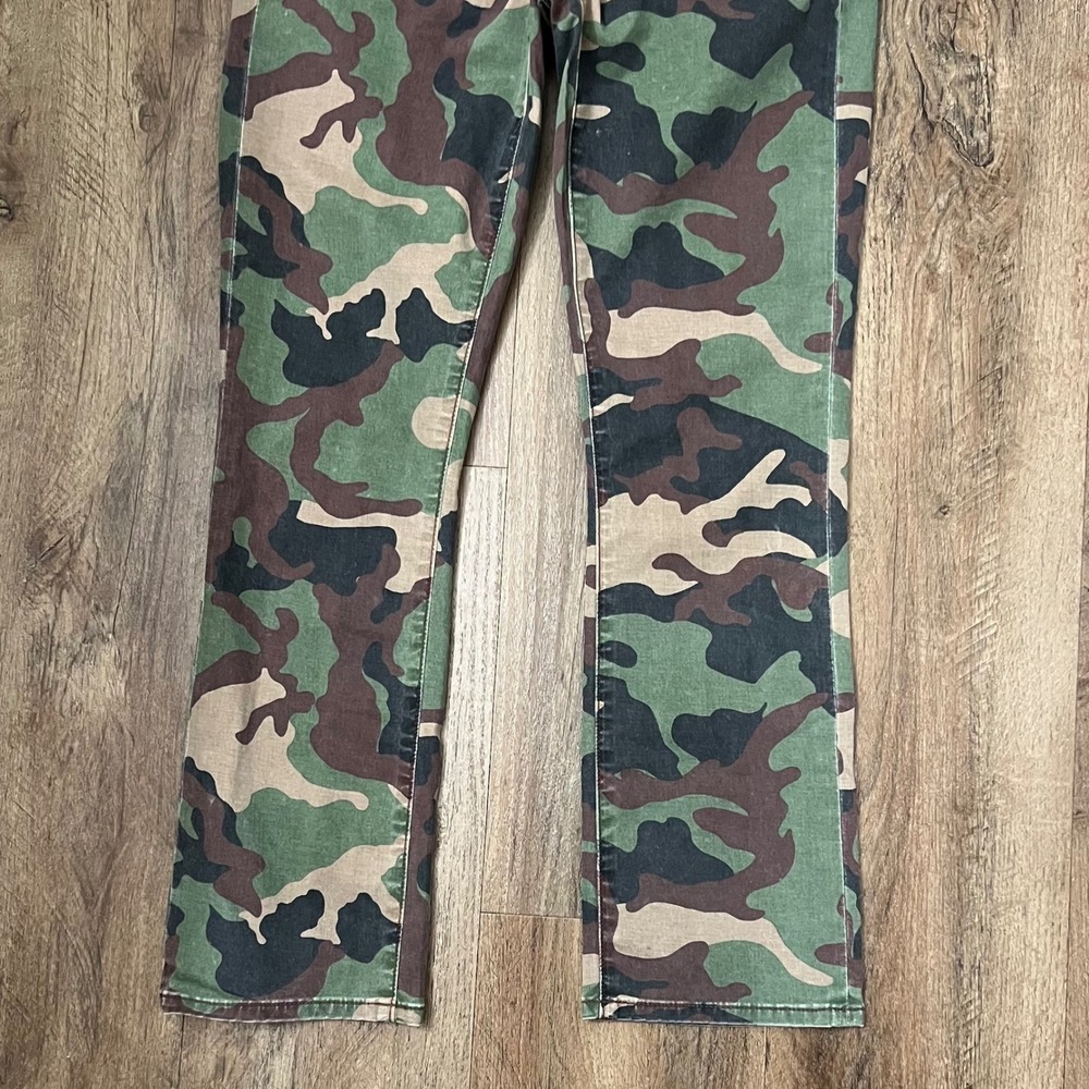 Veronica Beard Carly Kick Flare High Rise Jeans Camo Print Button Fly Size 24 - Picture 6 of 10